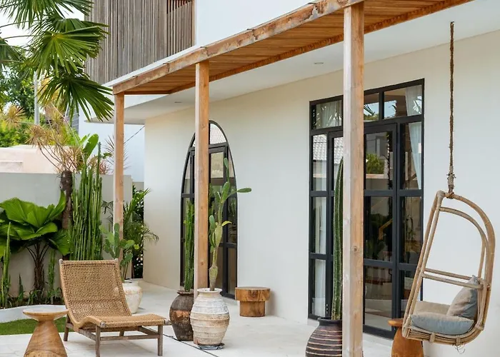 The Terrace Luxe 3br, Pool, Fast Wifi, Rice Views チャングー