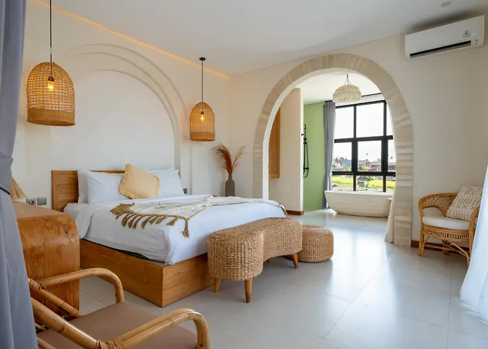 The Terrace Luxe 3br, Pool, Fast Wifi, Rice Views * チャングー