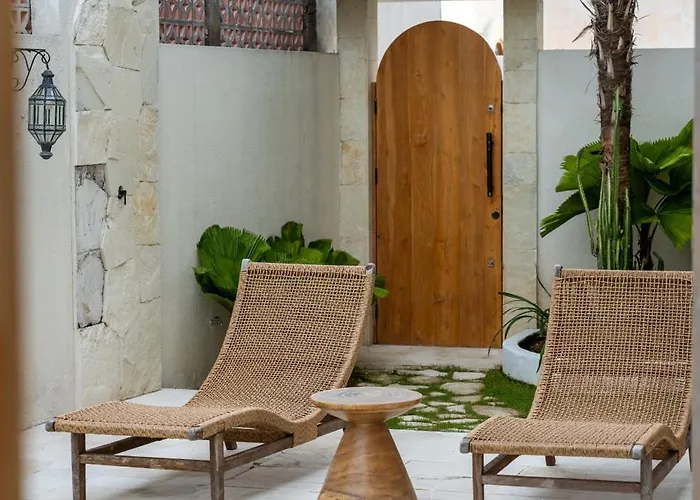 別荘 The Terrace Luxe 3br, Pool, Fast Wifi, Rice Views チャングー