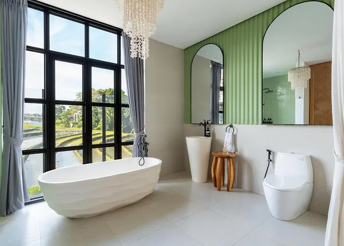 The Terrace Luxe 3br, Pool, Fast Wifi, Rice Views 別荘 チャングー
