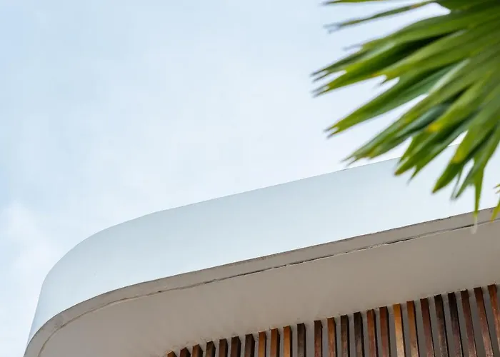 The Terrace Luxe 3br, Pool, Fast Wifi, Rice Views チャングー