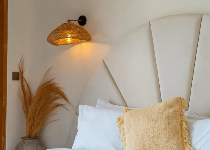 別荘 The Terrace Luxe 3br, Pool, Fast Wifi, Rice Views *