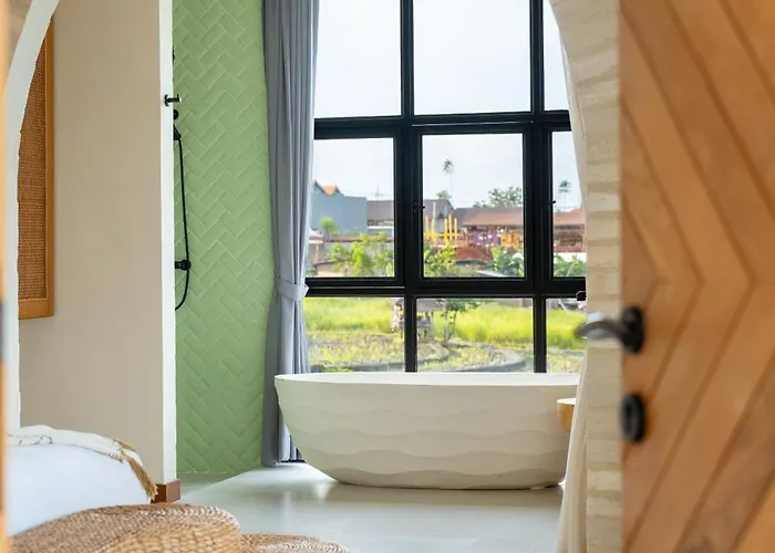 The Terrace Luxe 3br, Pool, Fast Wifi, Rice Views * チャングー