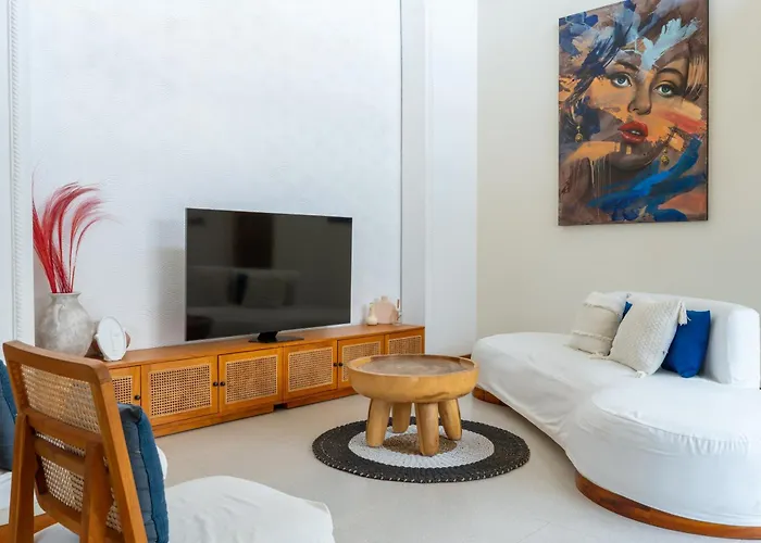 The Terrace Luxe 3br, Pool, Fast Wifi, Rice Views 別荘 *