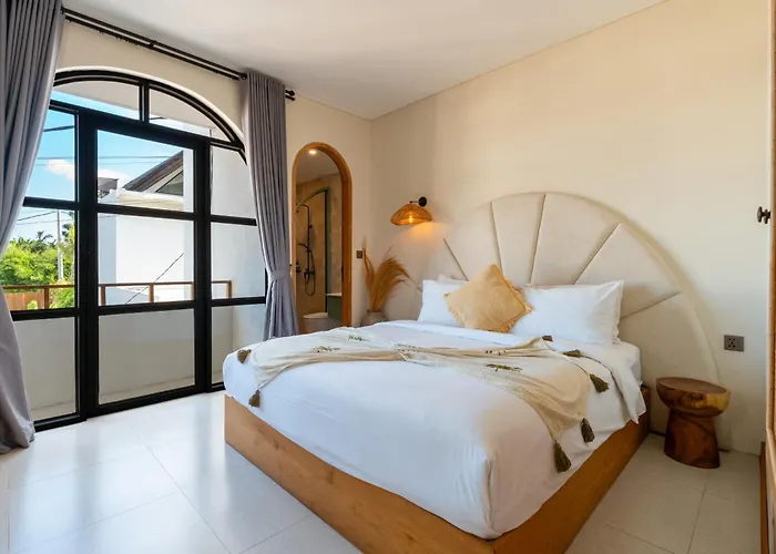 The Terrace Luxe 3br, Pool, Fast Wifi, Rice Views チャングー
